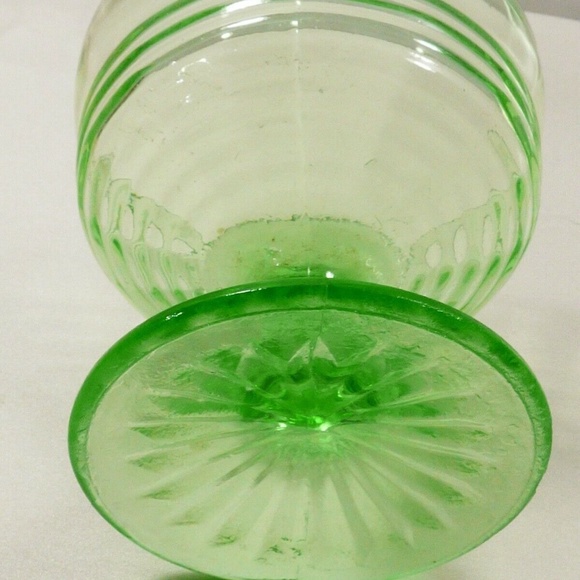 Vintage, Green Uranium Vaseline ( tested for glow as pictured) Depression Glass - Picture 5 of 7